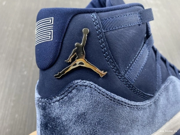 Rep AR0715-441 MIDNIGHT JORDAN WMNS AIR 11 NAVY VELVET 0523